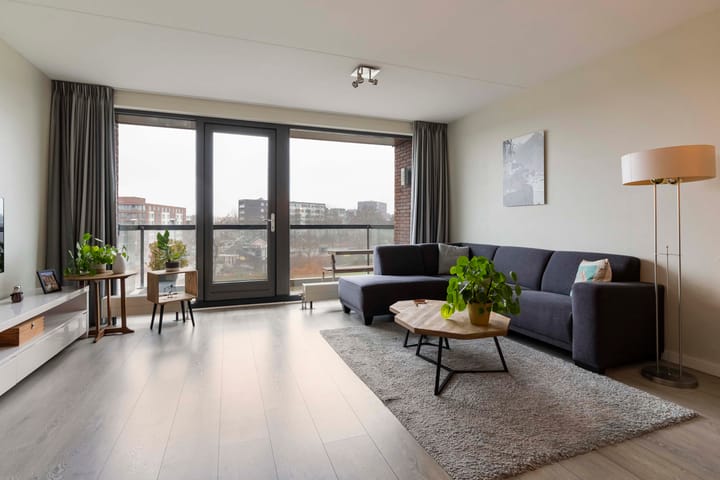 Foto 5 van Burgemeester Jhr. Quarles van Uffordlaan 311