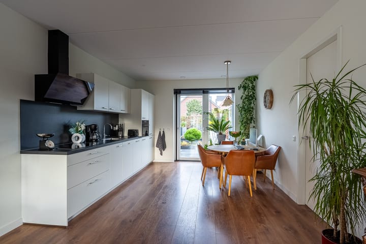 Foto 3 van Suzannaweg 62