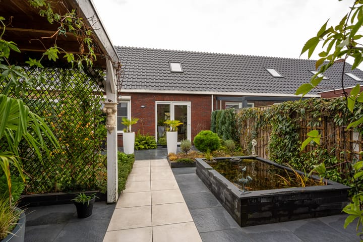 Foto 34 van Suzannaweg 62