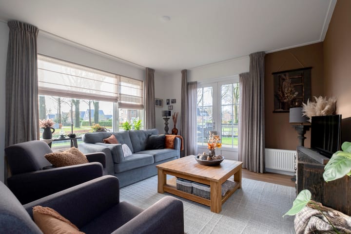 Foto 2 van Spoorstraat 9