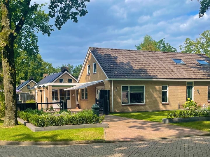 Foto 4 van Spoorstraat 9