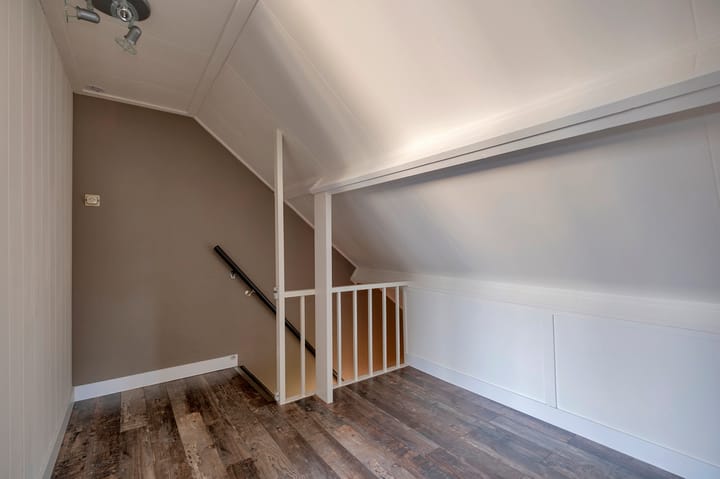 Foto 47 van Spoorstraat 9