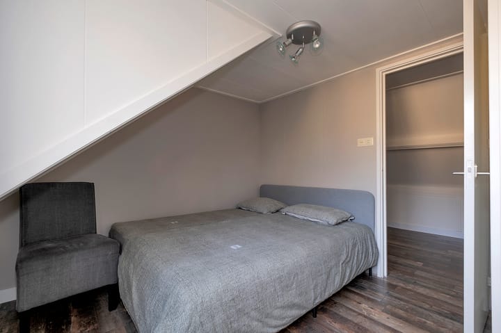 Foto 48 van Spoorstraat 9