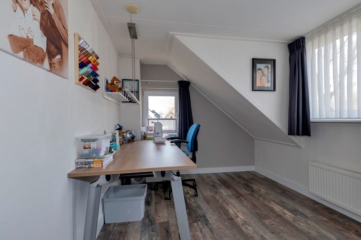 Foto 52 van Spoorstraat 9