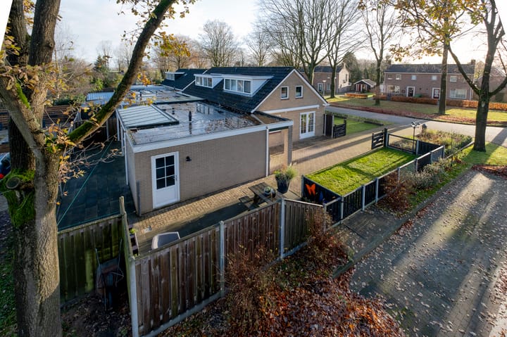 Foto 60 van Spoorstraat 9