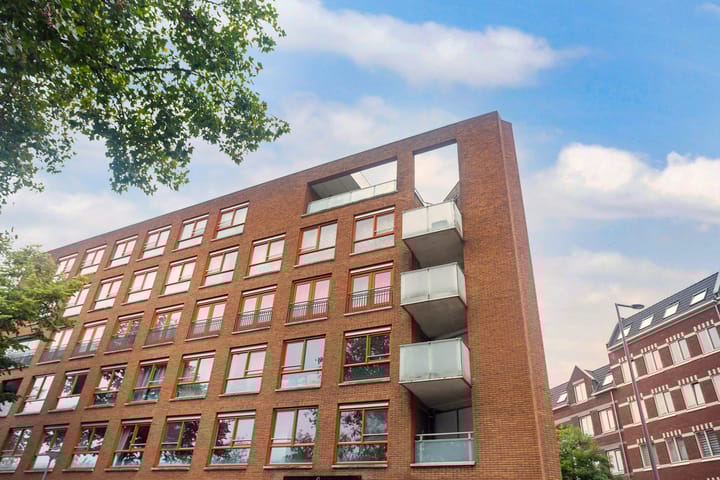 Foto 29 van Bloemfonteinstraat 8-C