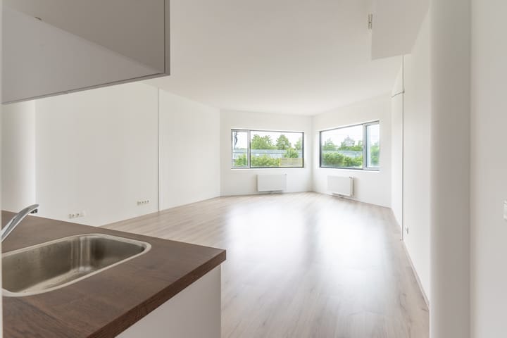 Foto 7 van Louis Armstrongweg 56-K