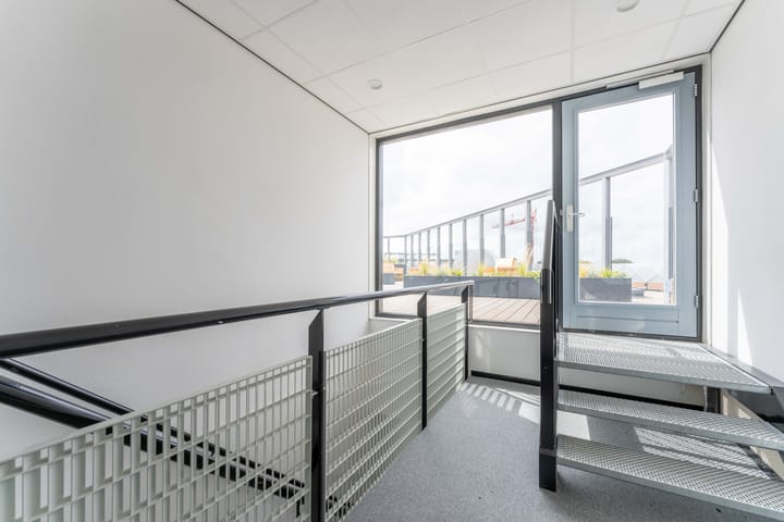 Foto 20 van Louis Armstrongweg 56-K