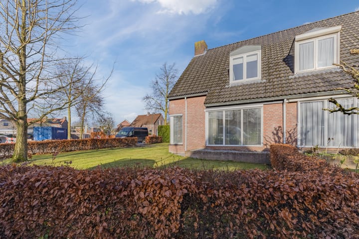 Foto 35 van Burgemeester Magneestraat 55-A