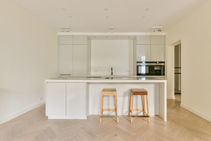 Photo 11 of De Lairessestraat 104-1