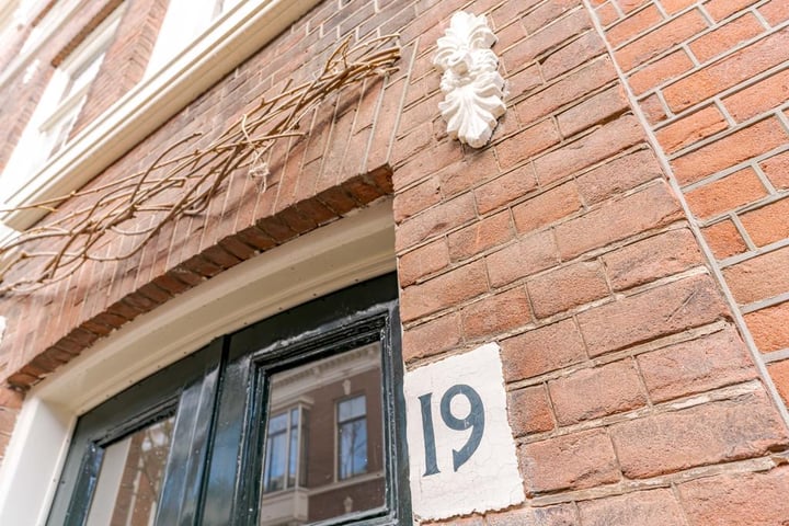 Bekijk foto 4 van Celebesstraat 19