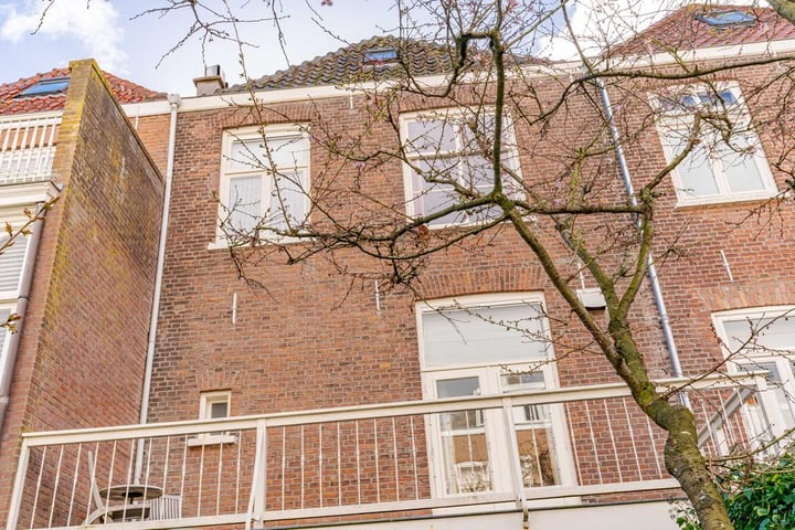 Bekijk foto 29 van Celebesstraat 19