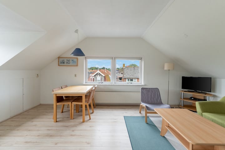 Foto 8 van Van Oldenbarneveldweg 1-C