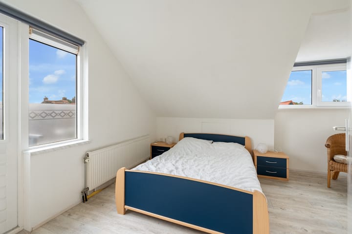 Foto 16 van Van Oldenbarneveldweg 1-C