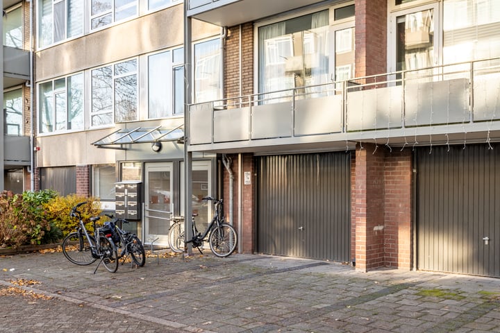 Bekijk foto 28 van Nicolaas Maesstraat 150