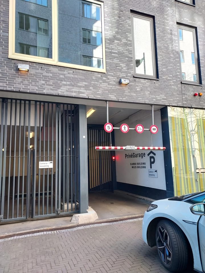 Foto 2 van Leonard Bernsteinstraat 3 P7-76