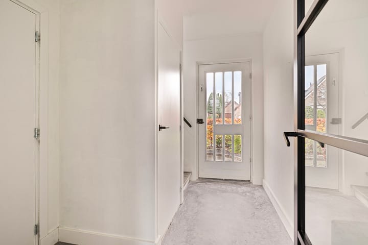 Photo 10 of Prinses Margrietlaan 55