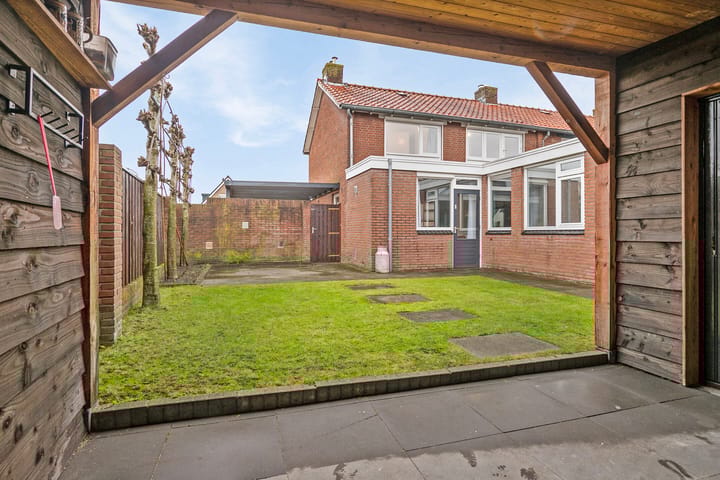 Photo 21 of Prinses Margrietlaan 55