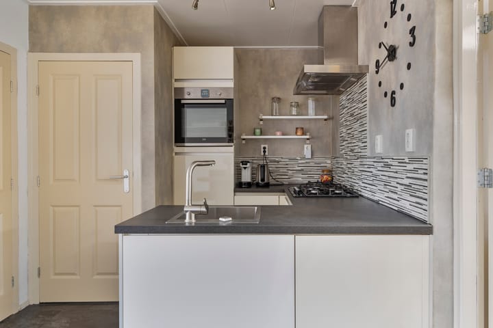 Foto 12 van Oudlandsestraat 15