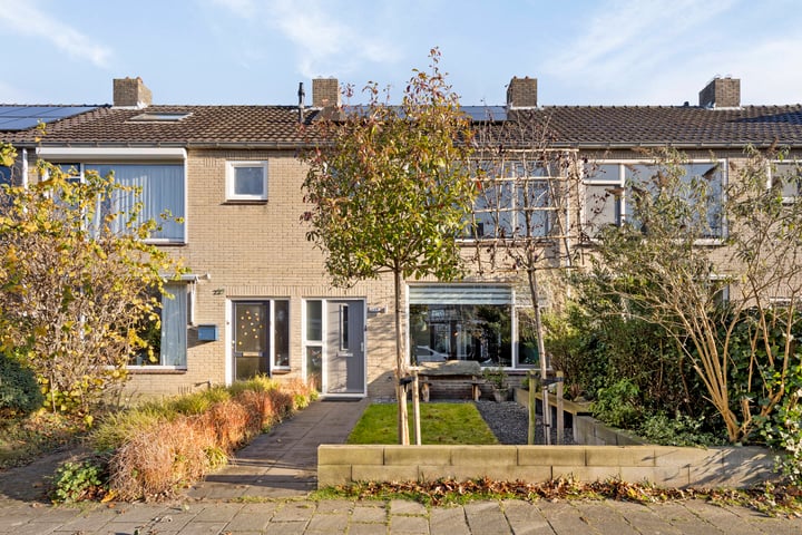 View photo 1 of Andreasstraat 29