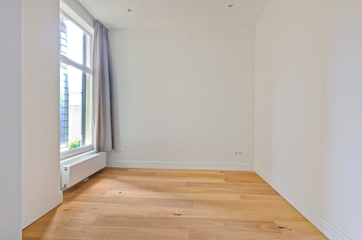 Foto 12 van Commelinstraat 2-A