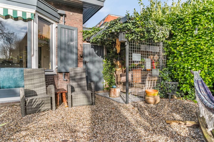 Foto 35 van Kerkstraat 2