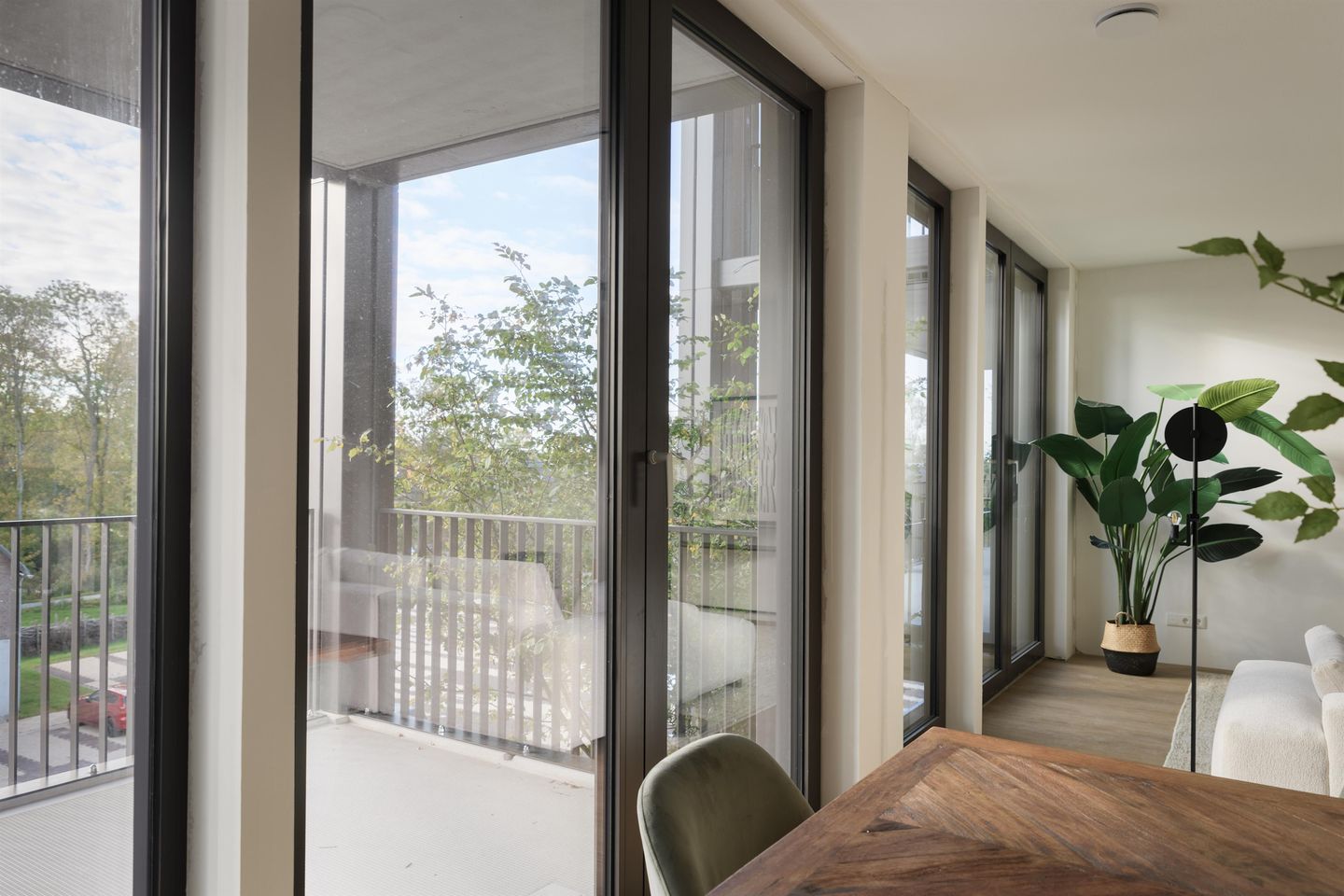 Photo 4 of E.J. Ruijgplein 42