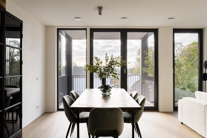 Foto 5 van E.J. Ruijgplein 42