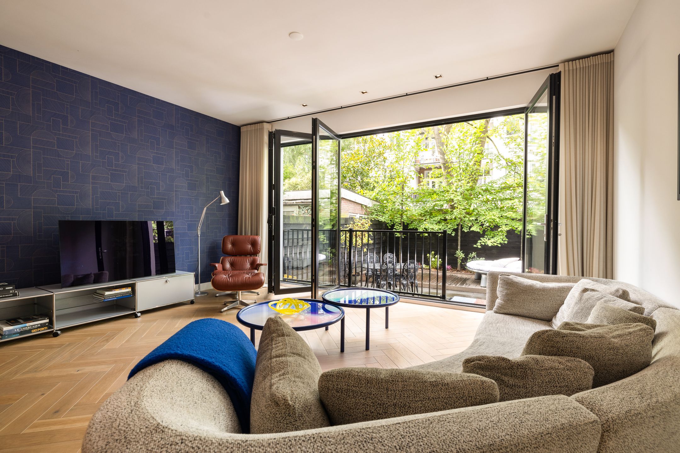 Photo 3 of Kanaalstraat 120-H