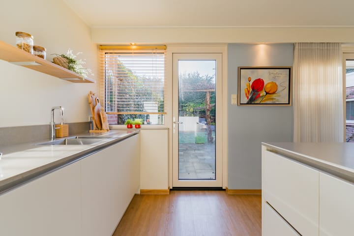 Foto 20 van Duizendschoonstraat 33