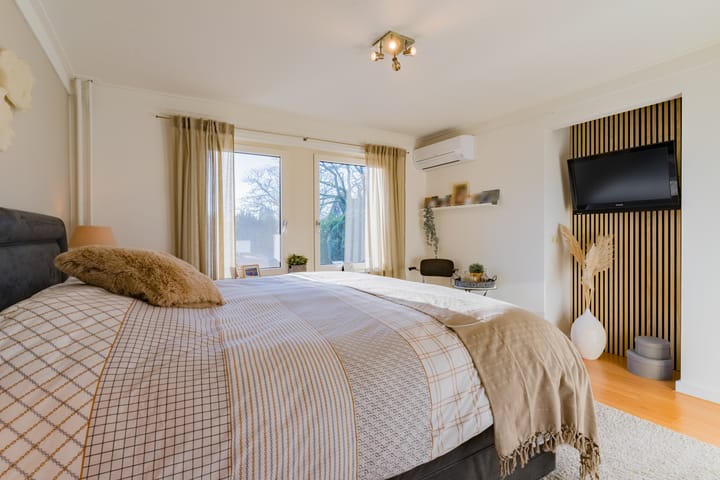 Foto 25 van Duizendschoonstraat 33