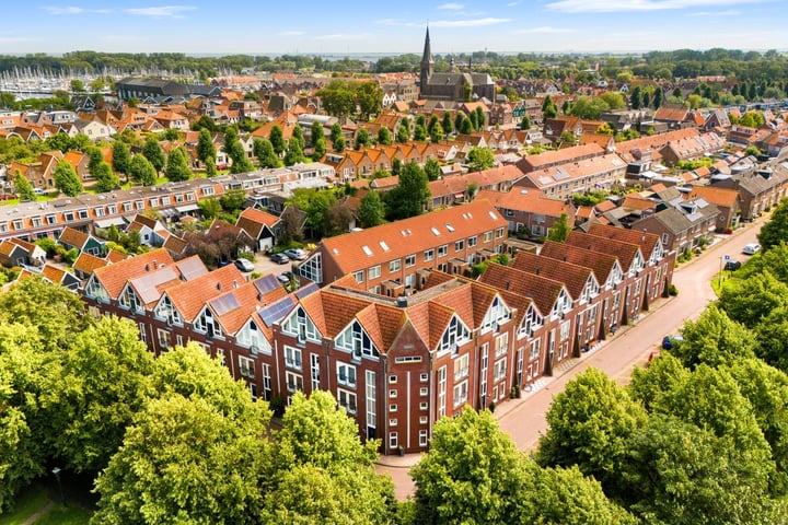 Bekijk foto 2 van Leo Hordijkstraat 20