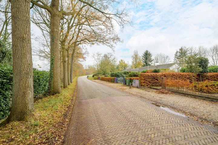 Photo 17 of Anneville-laan