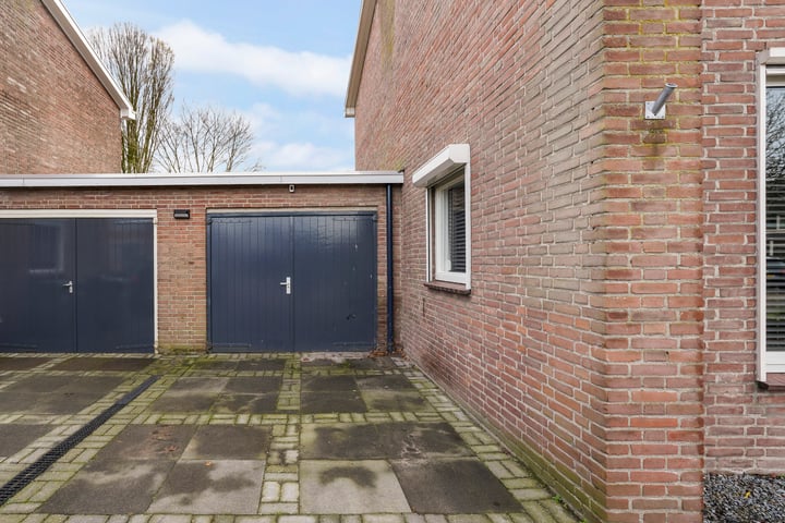 View photo 47 of Populierstraat 17