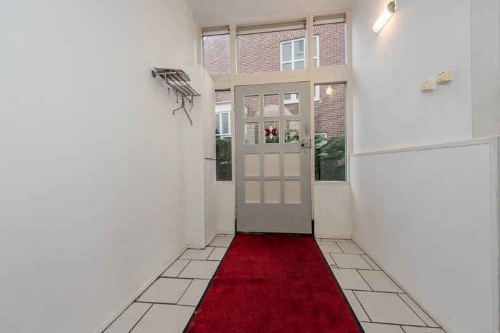 Bekijk foto 9 van Zomerluststraat 5