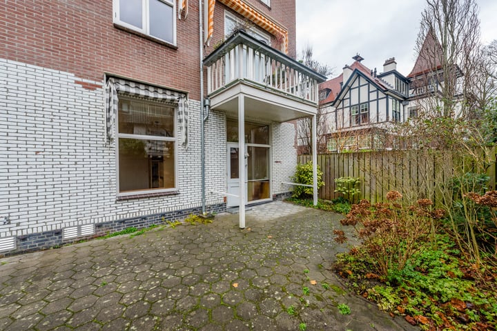 Bekijk foto 30 van Zomerluststraat 5