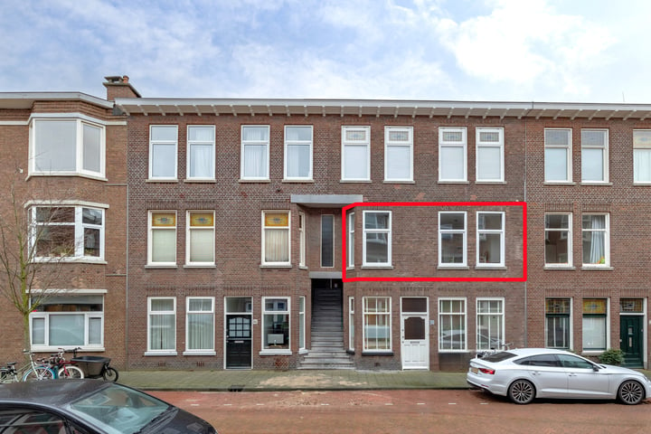 View photo 21 of Usselincxstraat 153