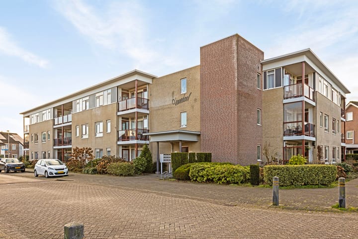 Foto 1 van Afrikalaan 27