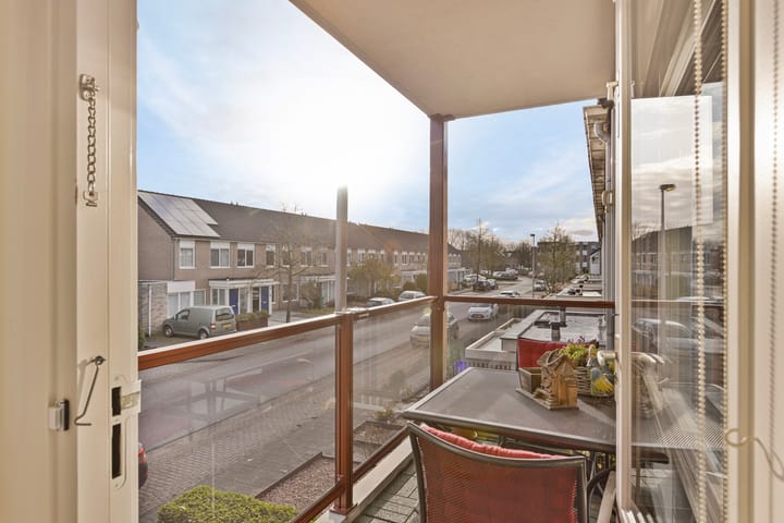 Foto 7 van Afrikalaan 27