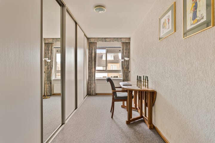 Foto 15 van Afrikalaan 27