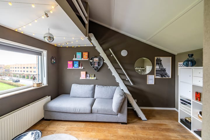 Foto 28 van Fivelgolaan 69