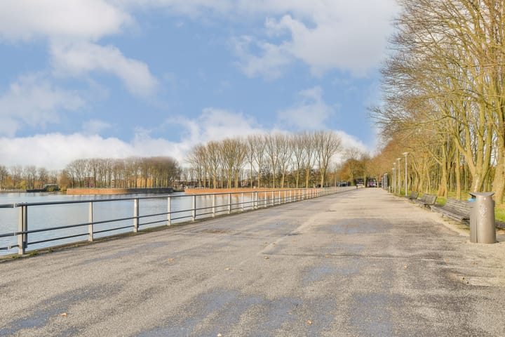 Foto 17 van Burgemeester Hogguerstraat 181