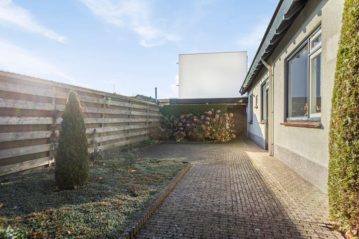 Photo 31 of Parallelweg Zuid 1-A