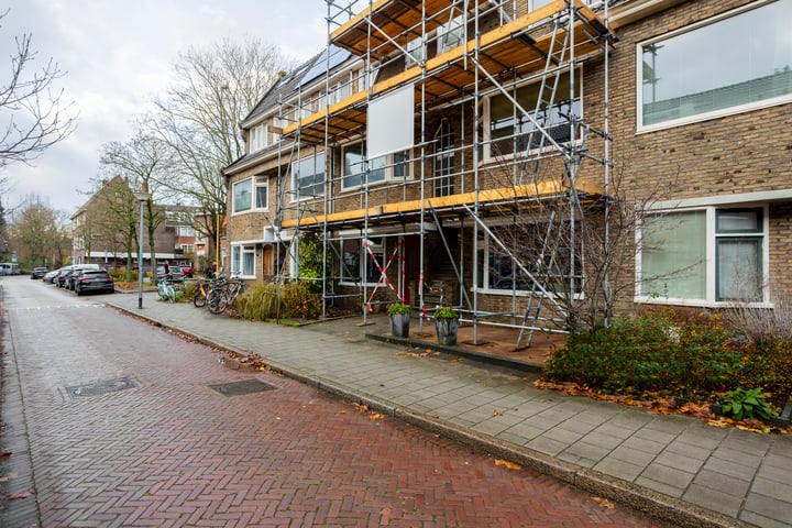 Bekijk foto 42 van Lorentzstraat 7