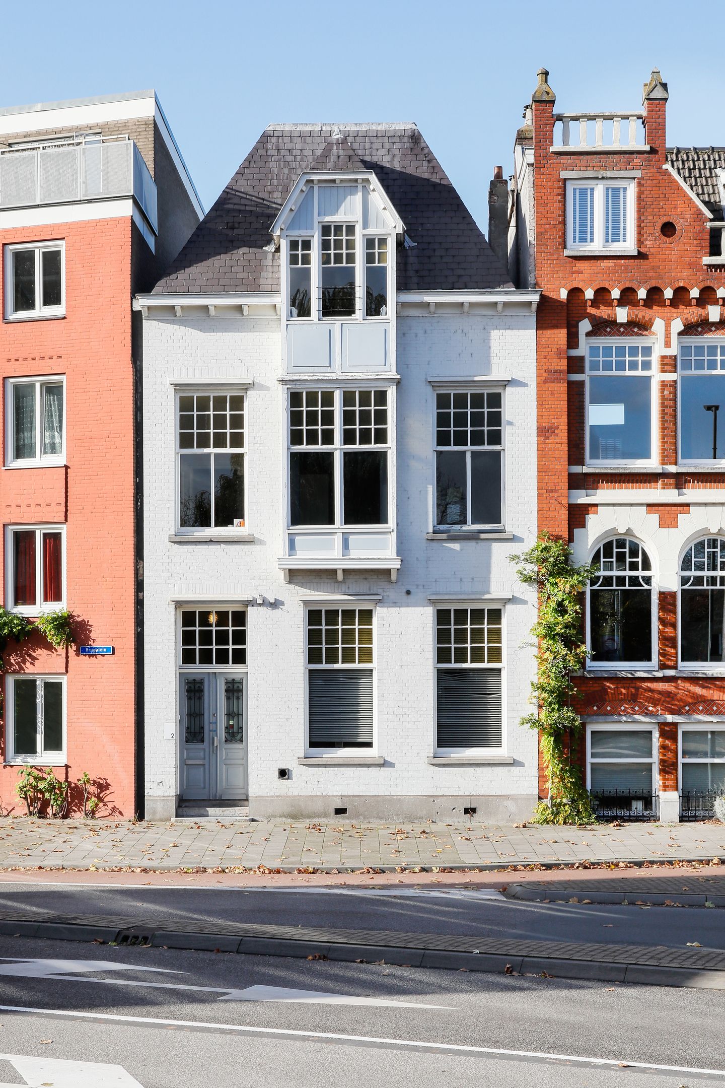 Foto 49 van Brugplein 2