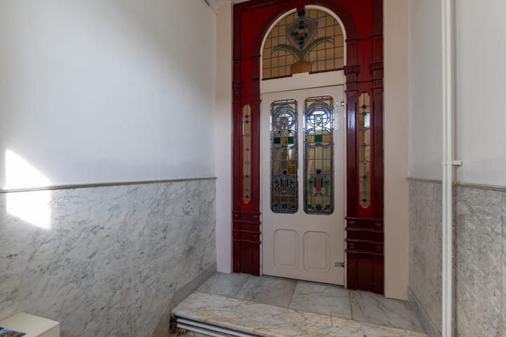 Foto 8 van Roermondsplein 38-2