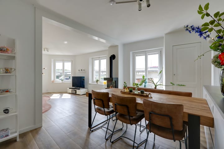 Foto 30 van Roermondsplein 38-2