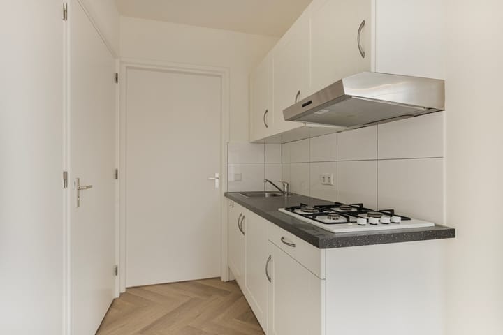 Foto 7 van Middenstraat 2-A