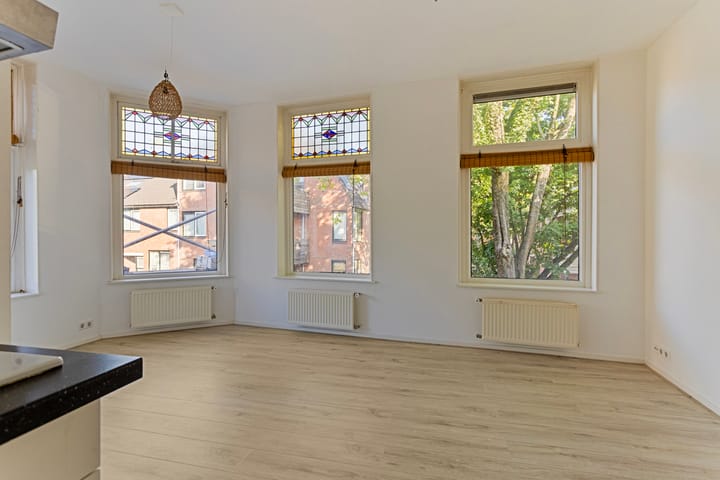 Foto 8 van Middenstraat 2-A