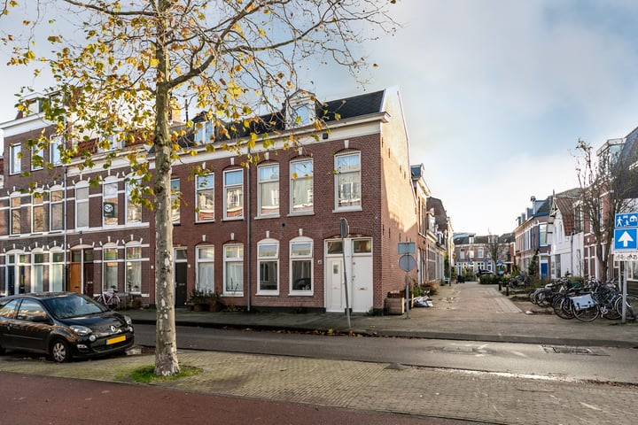 View photo 19 of Kennemerstraat 46-ZW